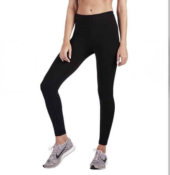 Vuori Pants - Vuori Women's Stride Performance Black Leggings, Size Small EUC